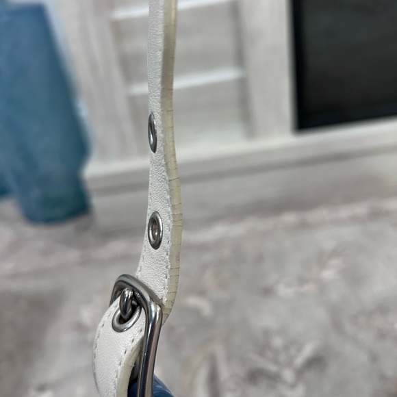 Coach West Zoe Legacy Vintage 90s Leather Bag Color is light blue and cream! - Picture 10 of 16